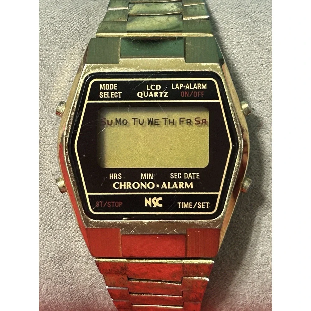 Vintage 1970 National Semiconductor NSC Mens GOLD Digital Quartz Watch READ